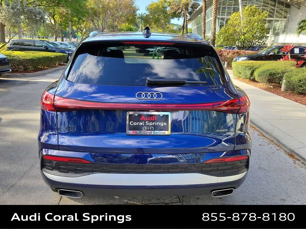 Thumbnail: 2025 Audi Q5 - 7