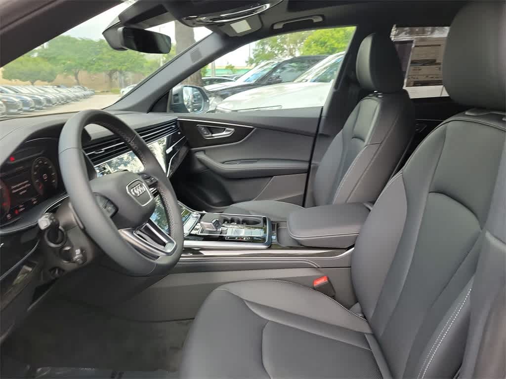 Thumbnail: 2026 Audi Q8 - 19