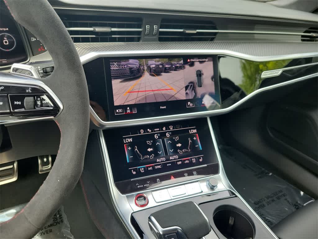 Thumbnail: 2026 Audi RS 6 - 16