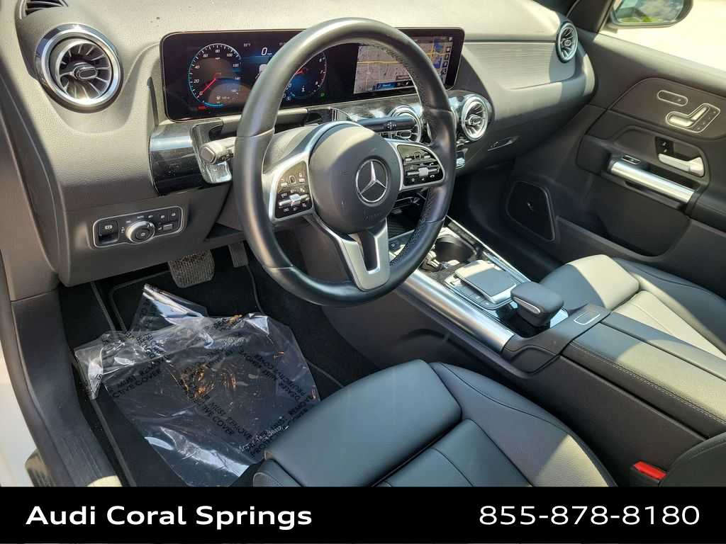 Thumbnail: 2023 Mercedes-Benz GLA - 10