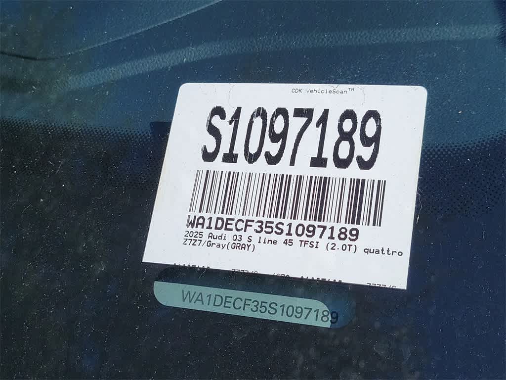 Thumbnail: 2025 Audi Q3 - 21