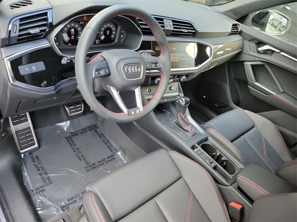 Thumbnail: 2025 Audi Q3 - 2