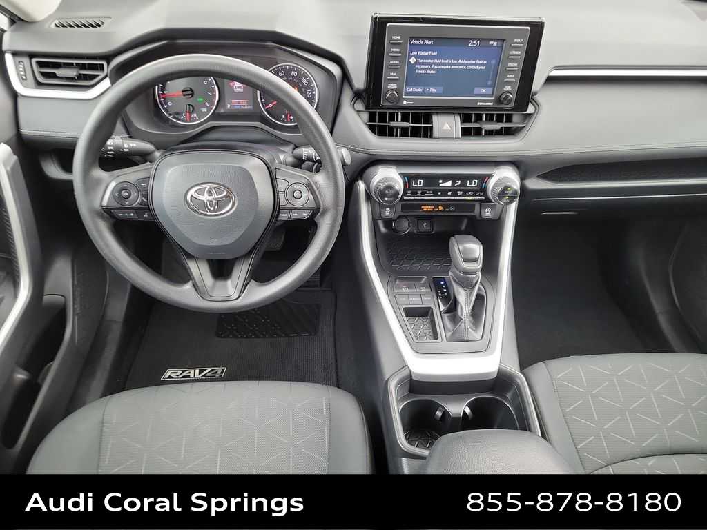 Thumbnail: 2021 Toyota RAV4 - 18