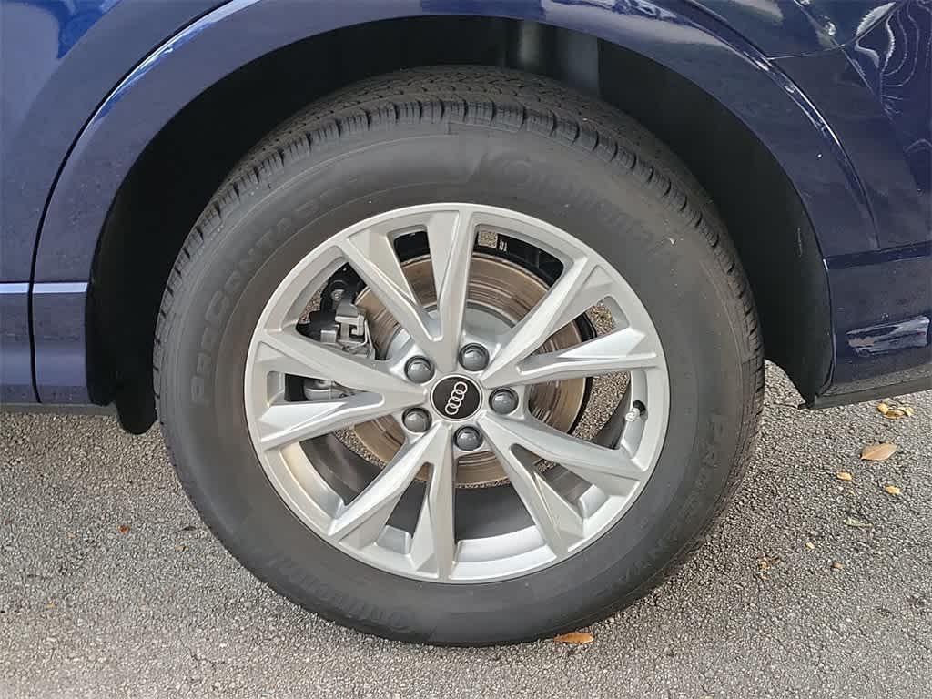 Thumbnail: 2025 Audi Q3 - 8