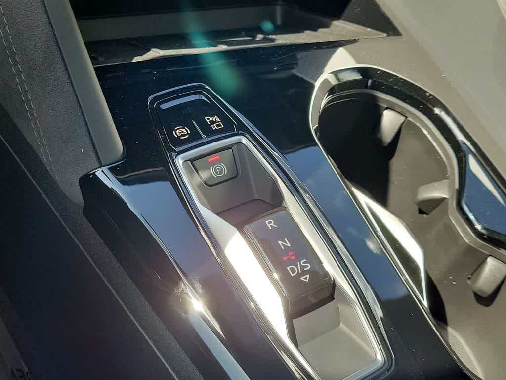 Thumbnail: 2026 Audi SQ5 - 25