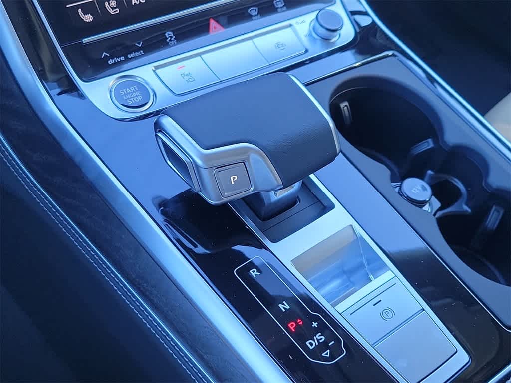 Thumbnail: 2026 Audi Q7 - 17