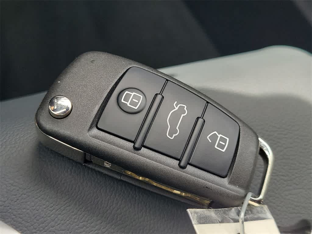 Thumbnail: 2025 Audi Q3 - 28