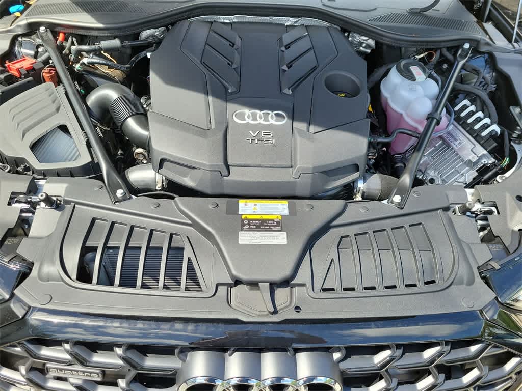 Thumbnail: 2025 Audi A8 - 9