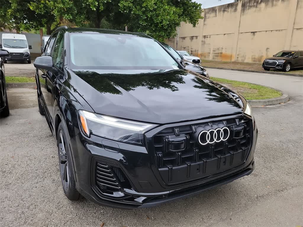 Thumbnail: 2026 Audi Q7 - 6