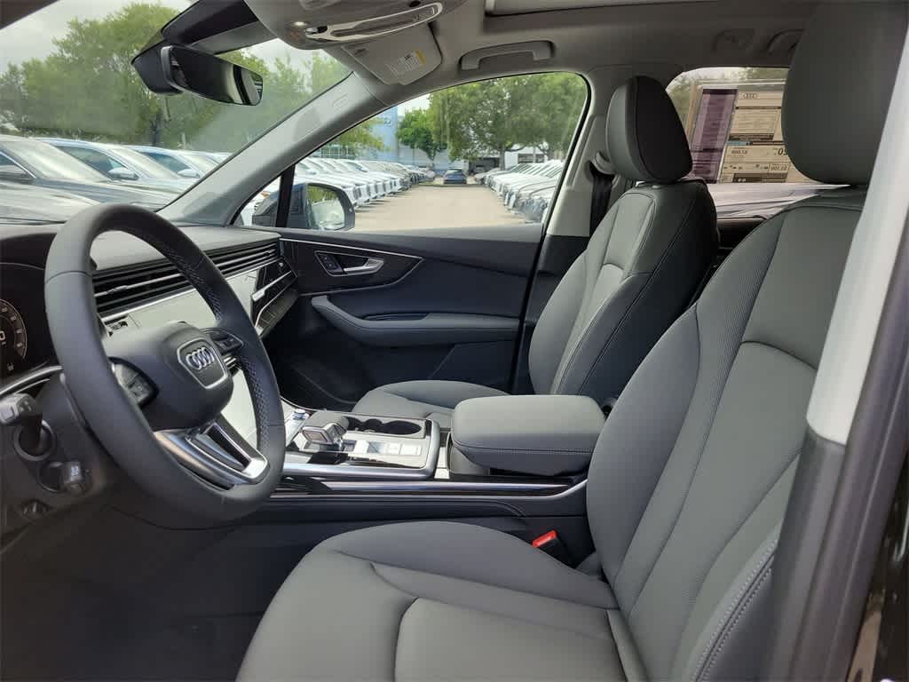 Thumbnail: 2026 Audi Q7 - 11