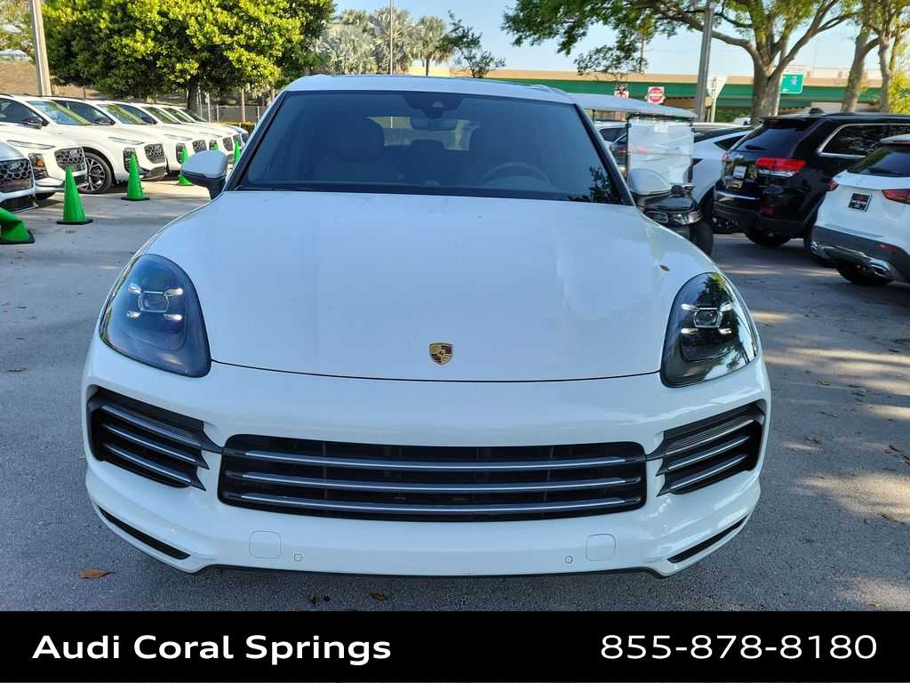 Thumbnail: 2021 Porsche Cayenne - 3