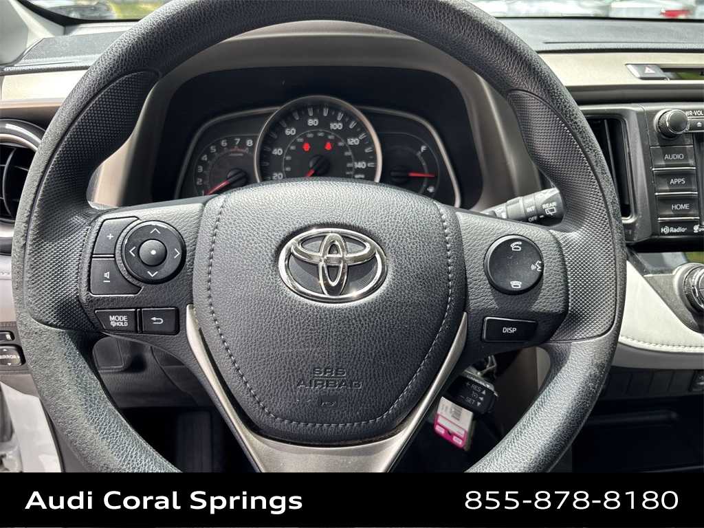 Thumbnail: 2015 Toyota RAV4 - 29