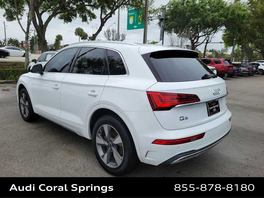 Thumbnail: 2022 Audi Q5 - 12