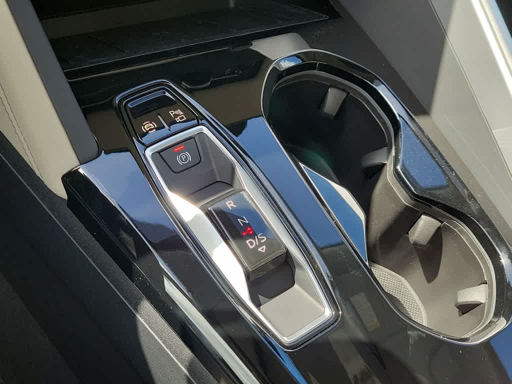 Thumbnail: 2025 Audi Q5 - 25