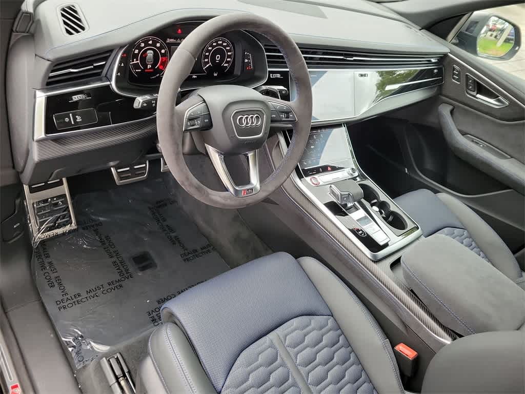 Thumbnail: 2026 Audi RS Q8 - 10