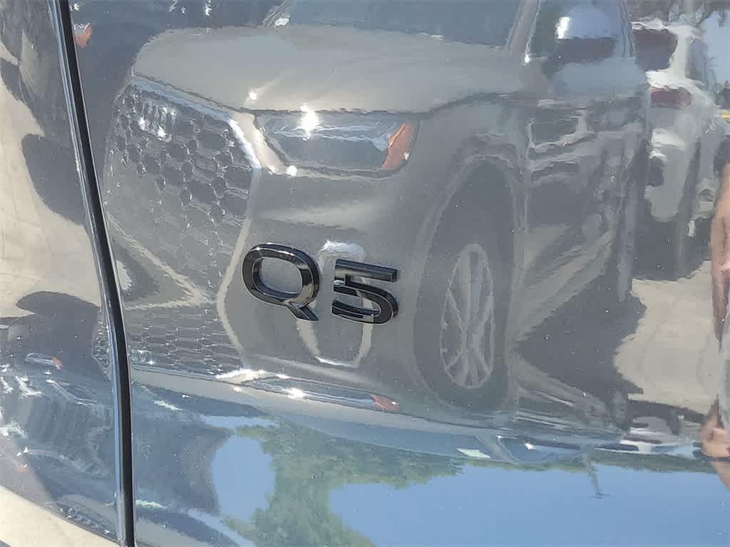 Thumbnail: 2025 Audi Q5 - 15