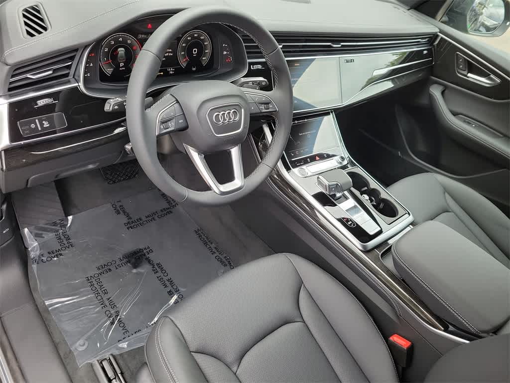 Thumbnail: 2026 Audi Q8 - 2