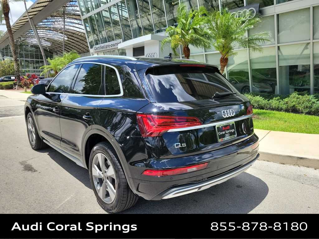 Thumbnail: 2023 Audi Q5 - 6