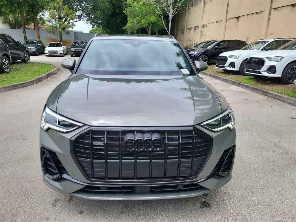 Thumbnail: 2025 Audi Q3 - 14