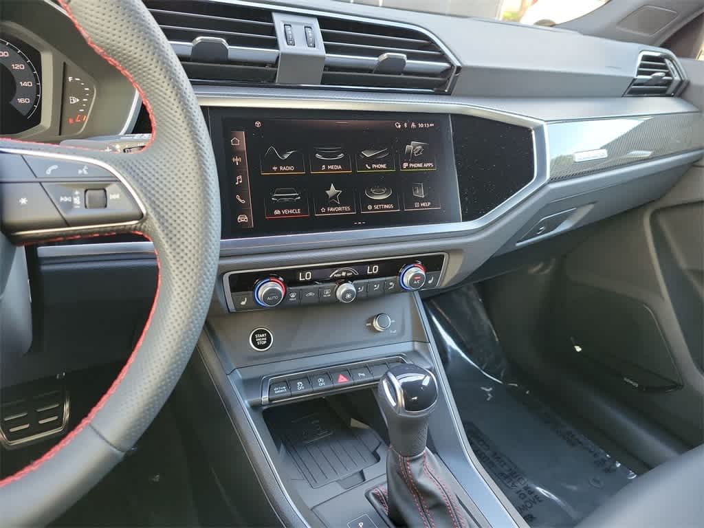 Thumbnail: 2025 Audi Q3 - 16