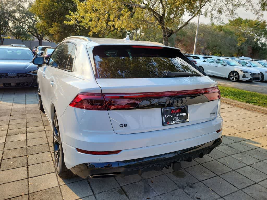 Thumbnail: 2026 Audi Q8 - 3