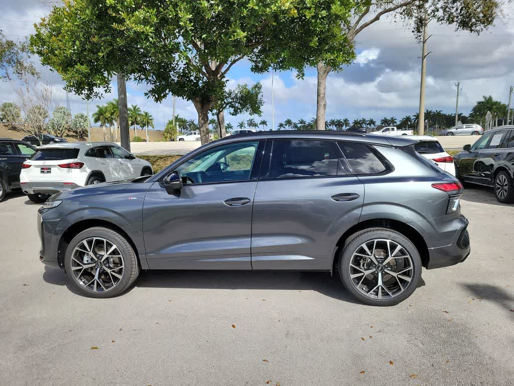 Thumbnail: 2026 Audi Q3 - 11