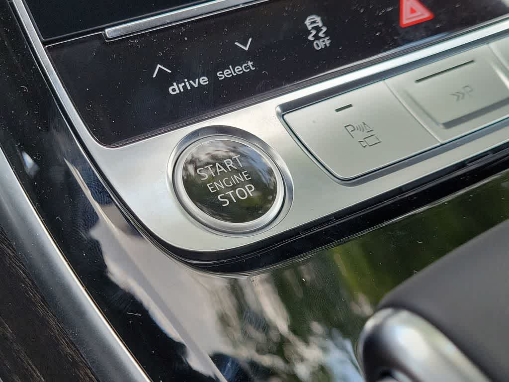 Thumbnail: 2026 Audi A8 - 19