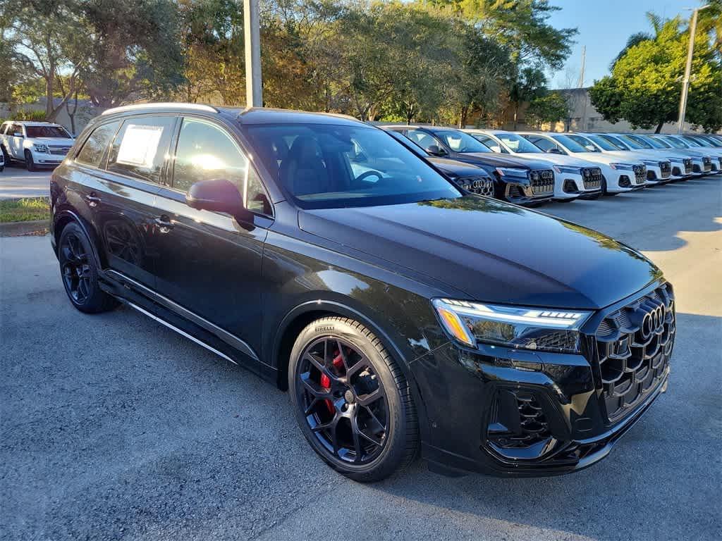 Thumbnail: 2026 Audi SQ7 - 6