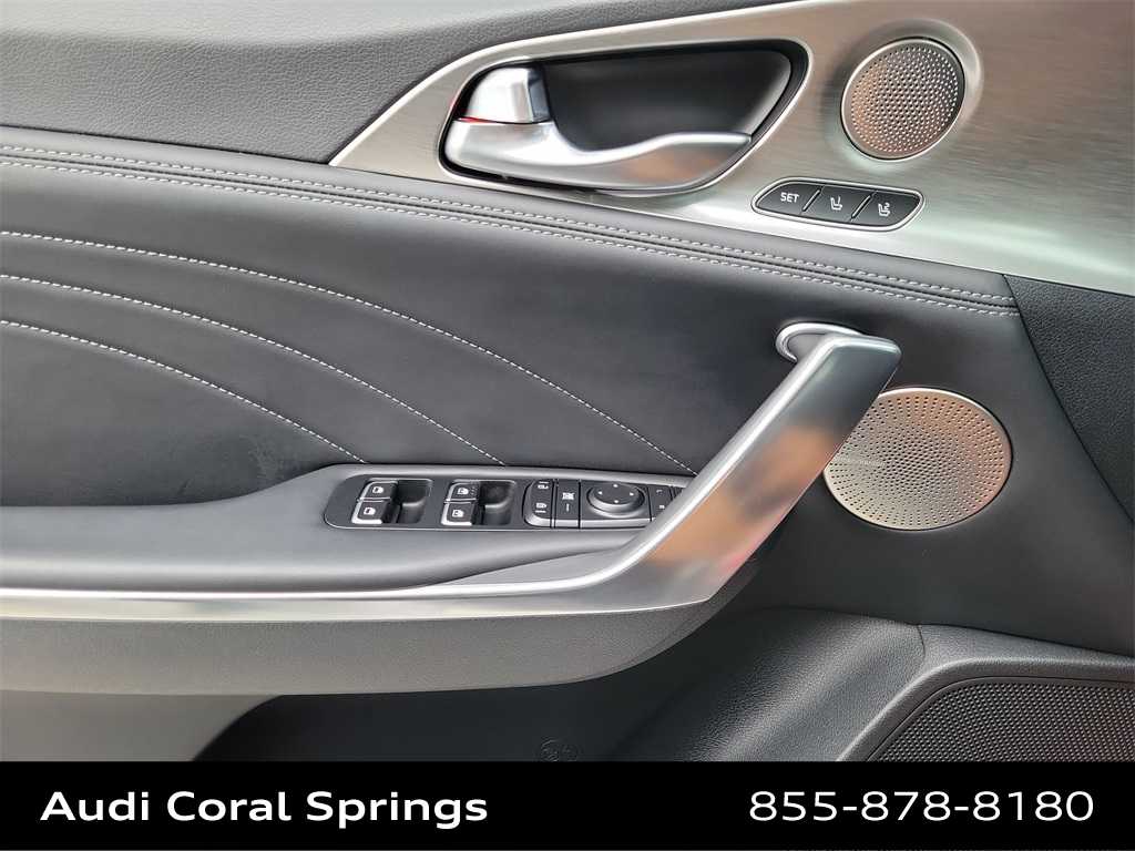 Thumbnail: 2023 Kia Stinger - 19