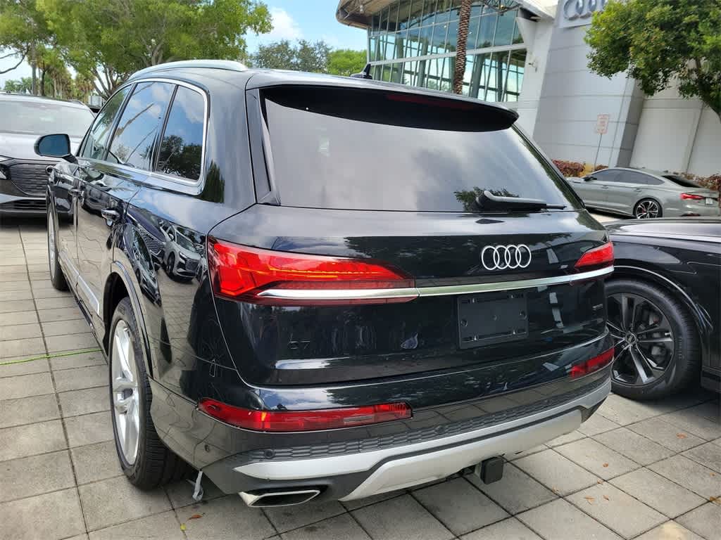 Thumbnail: 2025 Audi Q7 - 3