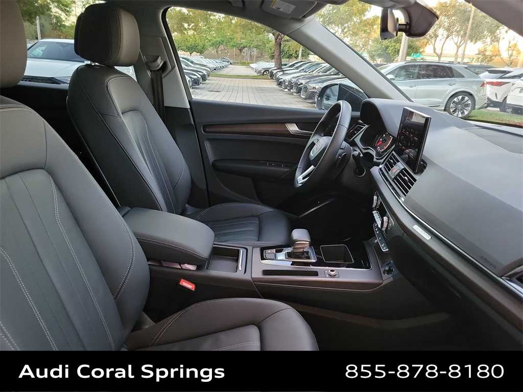 Thumbnail: 2022 Audi Q5 - 21