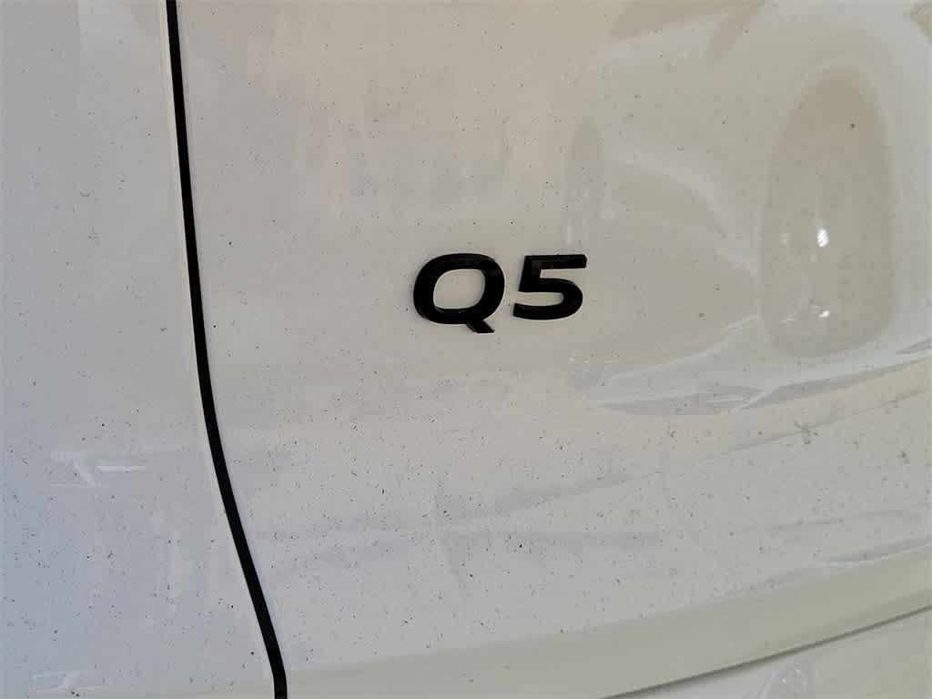 Thumbnail: 2025 Audi Q5 - 7
