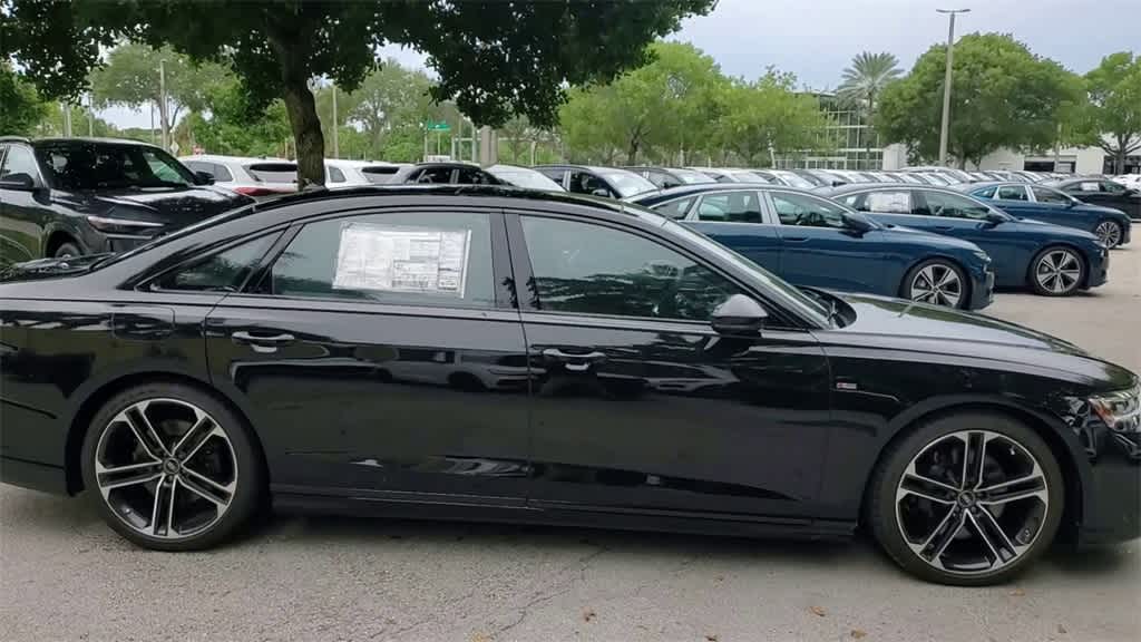 Thumbnail: 2025 Audi A8 - 9