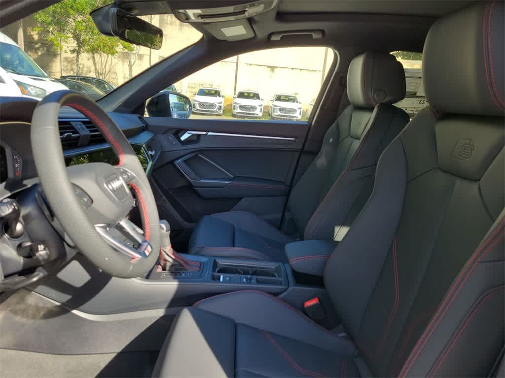 Thumbnail: 2025 Audi Q3 - 19