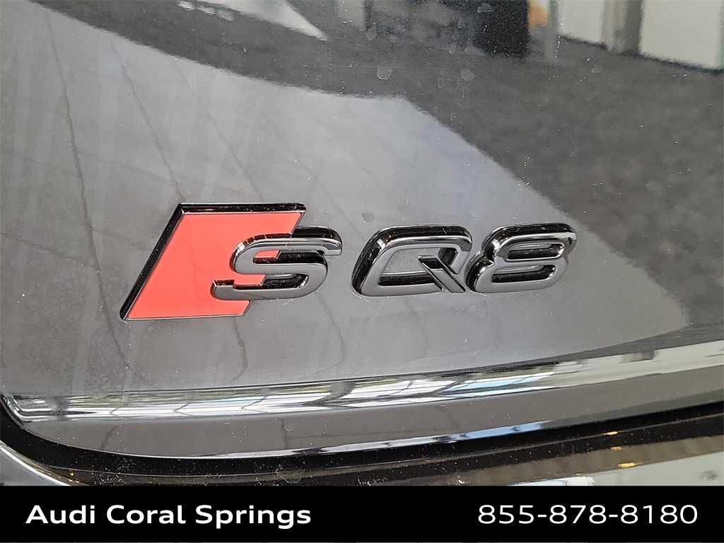 Thumbnail: 2023 Audi SQ8 - 15