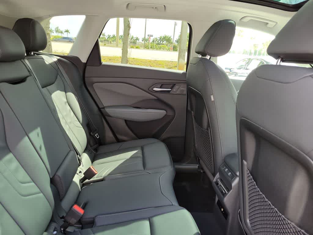 Thumbnail: 2026 Audi Q3 - 21