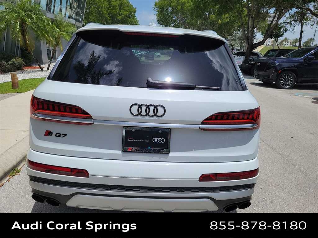 Thumbnail: 2023 Audi SQ7 - 7
