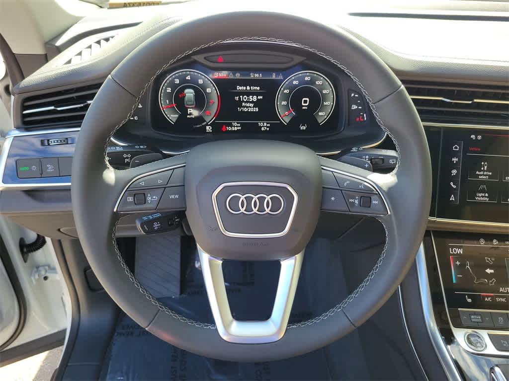 Thumbnail: 2025 Audi Q8 - 23
