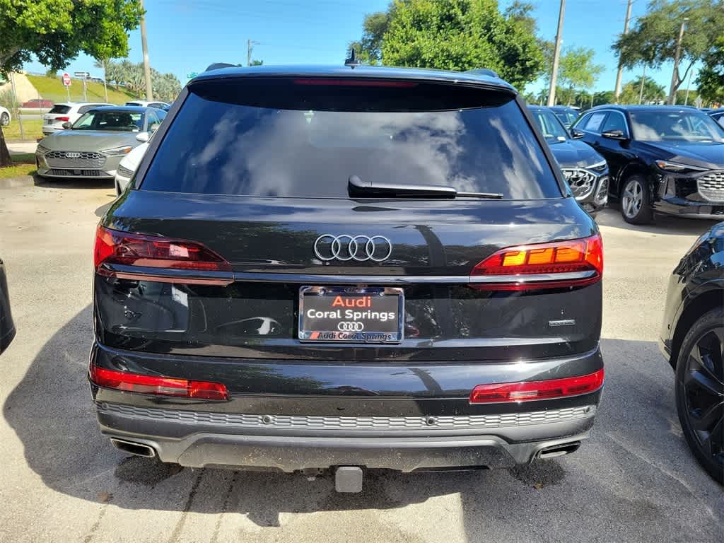 Thumbnail: 2026 Audi Q7 - 5