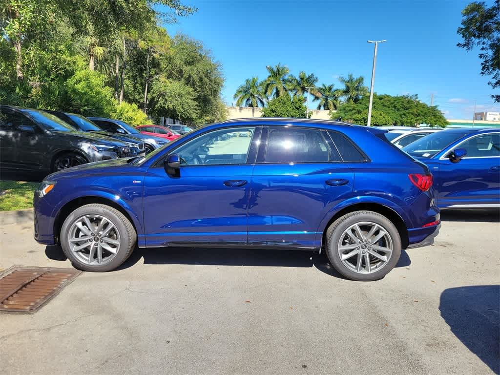 Thumbnail: 2025 Audi Q3 - 5