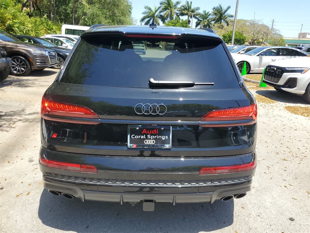 Thumbnail: 2025 Audi SQ7 - 7