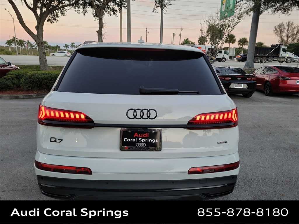 Thumbnail: 2022 Audi Q7 - 13