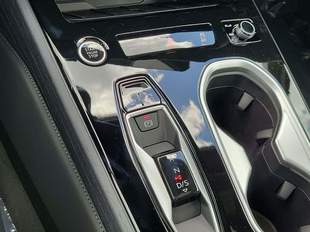 Thumbnail: 2026 Audi A6 - 25