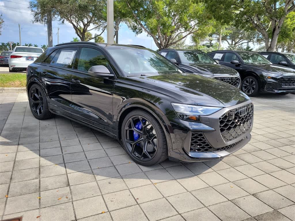 Thumbnail: 2026 Audi RS Q8 - 2