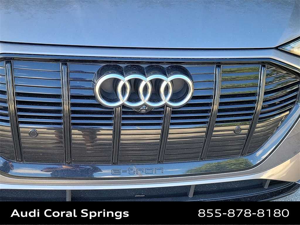 Thumbnail: 2021 Audi e-tron - 22