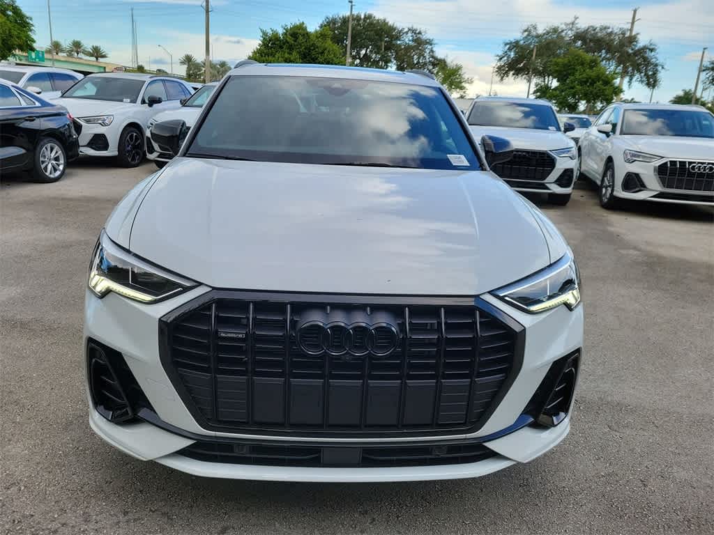 Thumbnail: 2025 Audi Q3 - 14