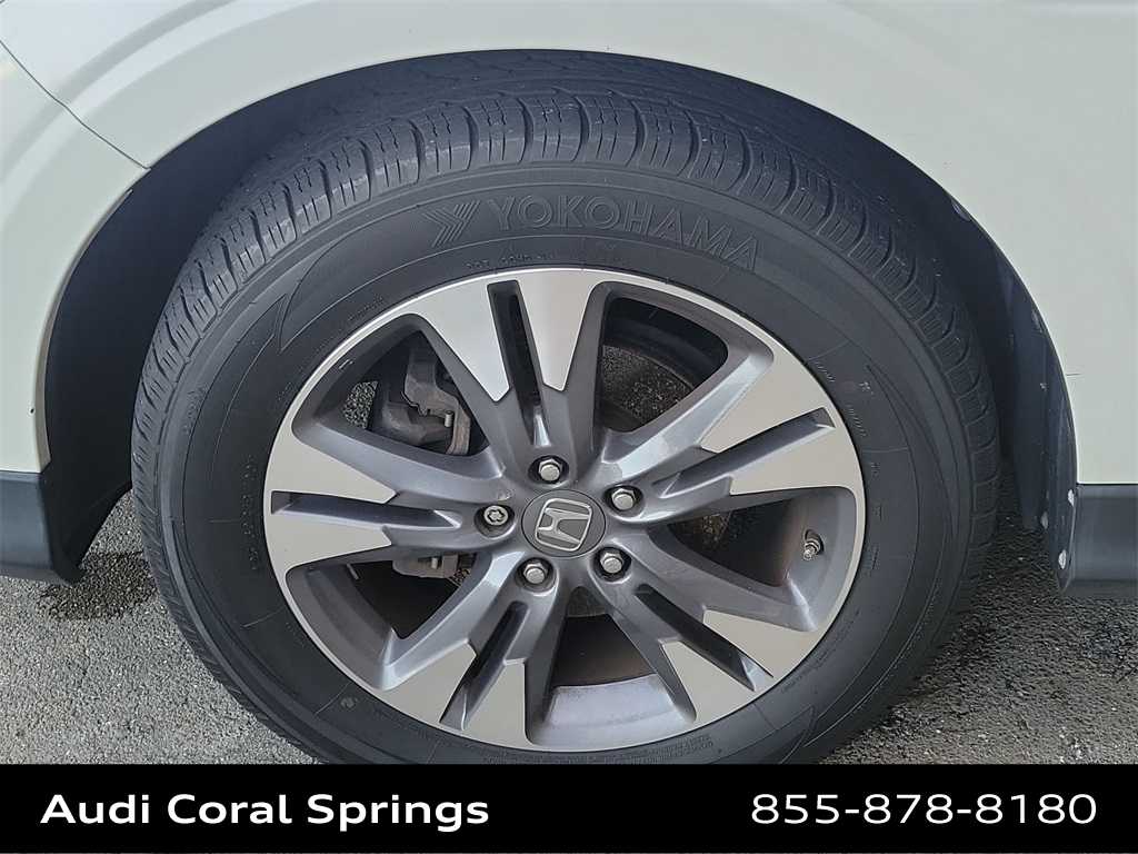 Thumbnail: 2015 Honda Crosstour - 19