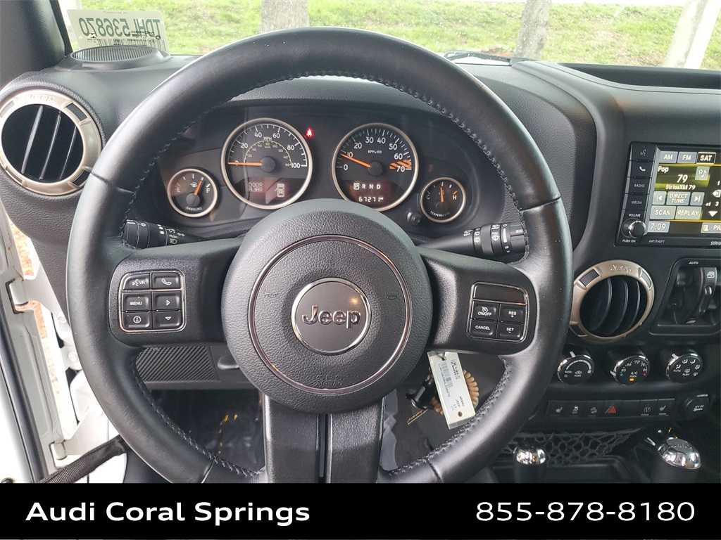 Thumbnail: 2017 Jeep Wrangler - 15