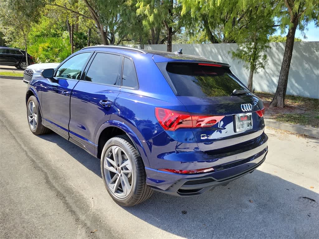 Thumbnail: 2025 Audi Q3 - 12