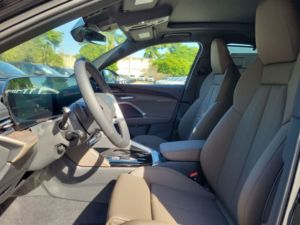 Thumbnail: 2025 Audi Q5 - 10